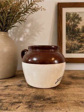 Durgin-Park Market Dining Rooms USA Stoneware Bean Pot Crock